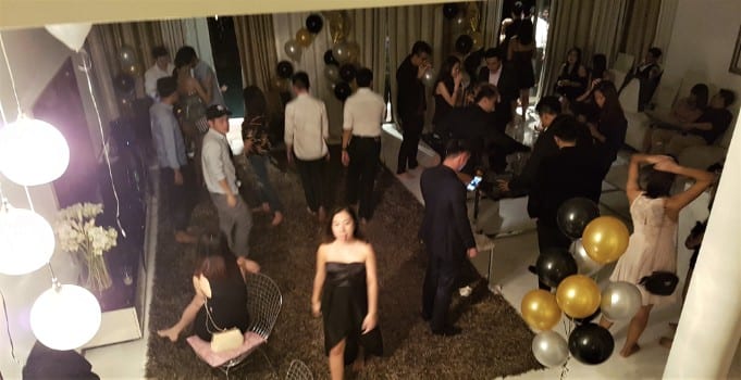 get a girlfriend in singapore Home